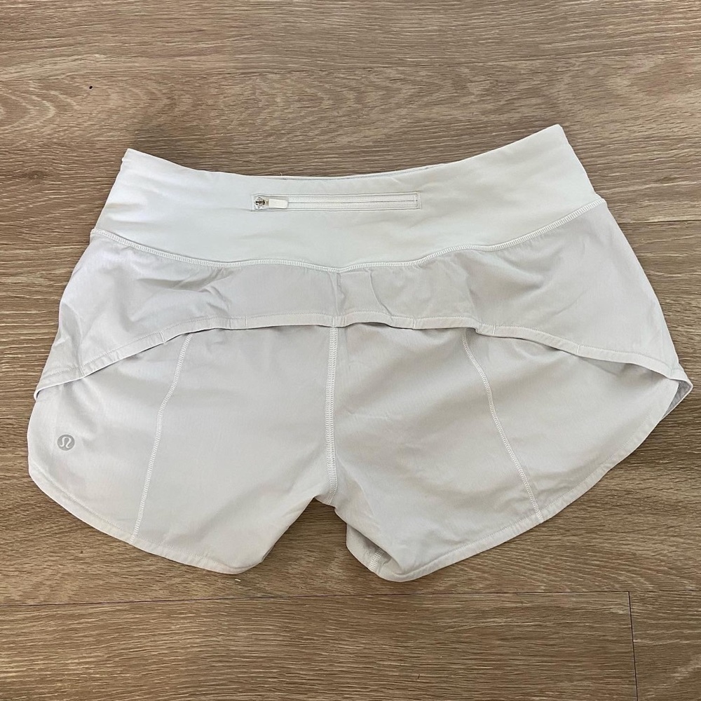 Lululemon speed up shorts size 8; 4” inseam